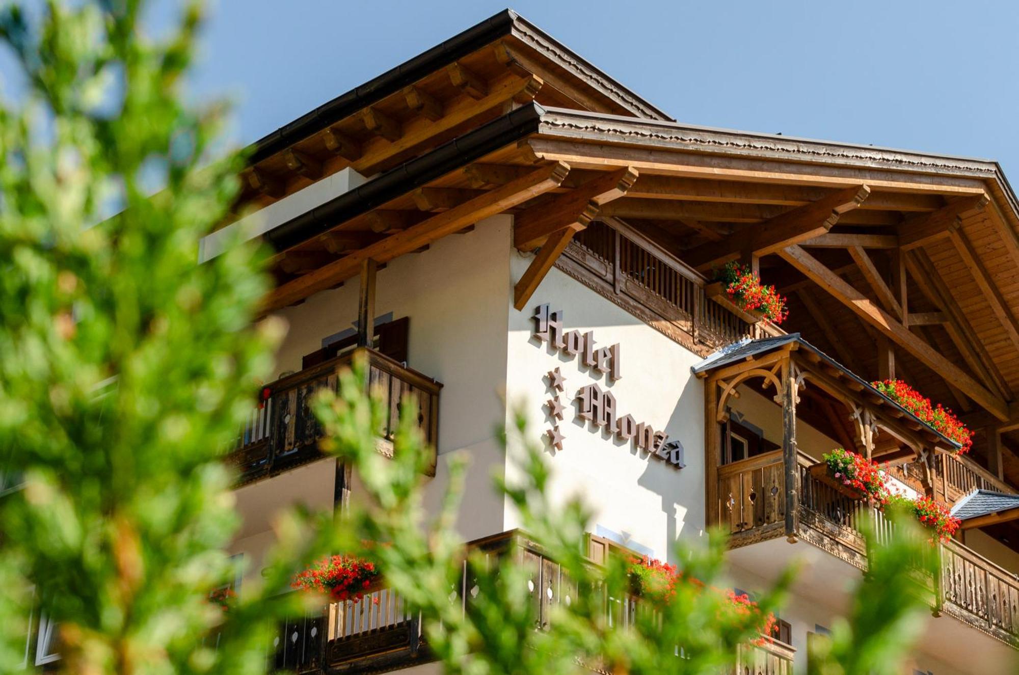 Monza Dolomites Hotel Моена Екстер'єр фото
